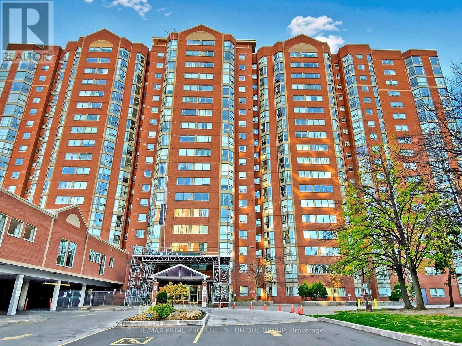 PH12 - 2460 EGLINTON AVENUE E