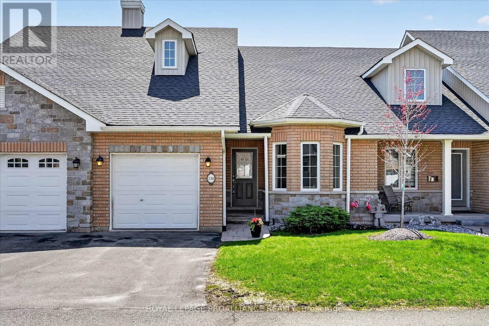 138 VILLAGE CRESCENT