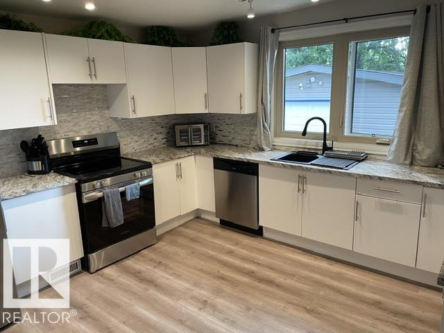 For sale: 27 Gatewood AV, St. Albert, Alberta T8N1A2 - E4503462