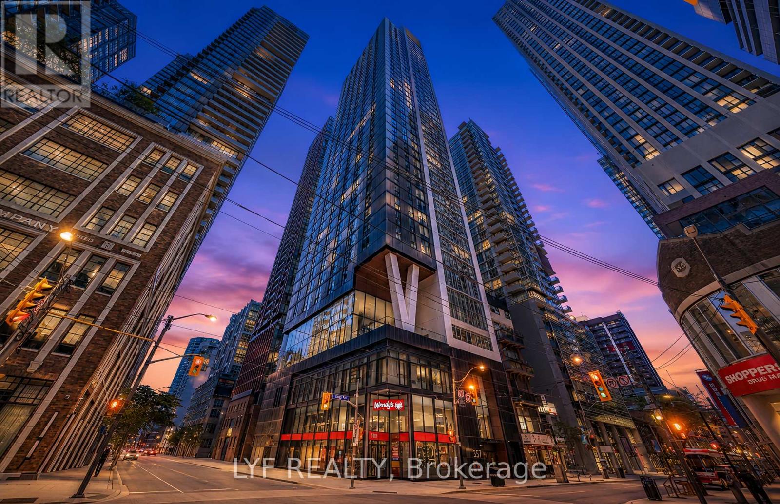 2403 - 357 KING STREET W
