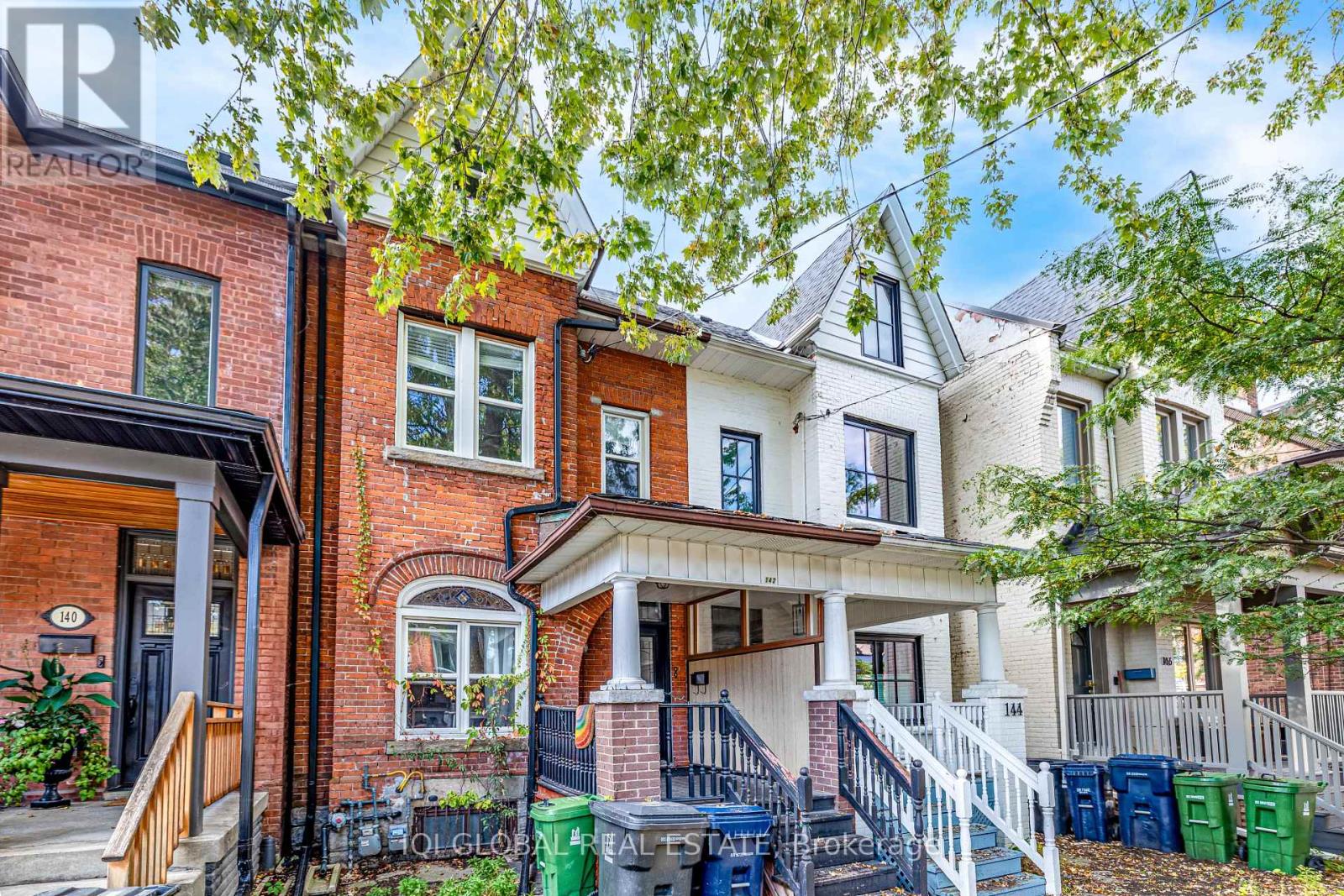 UPPER - 142 GRACE STREET