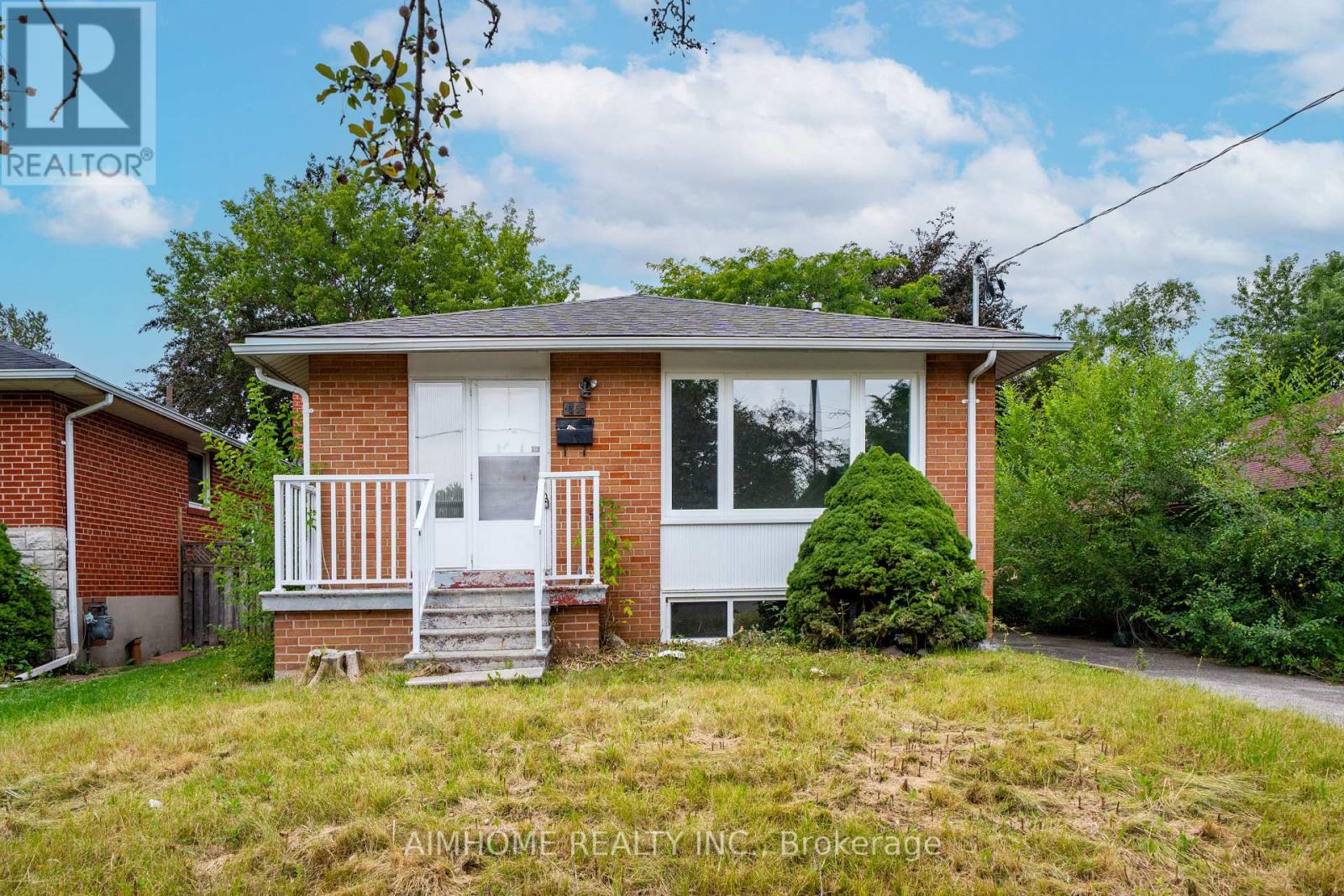 36 MORAINE HILL DRIVE