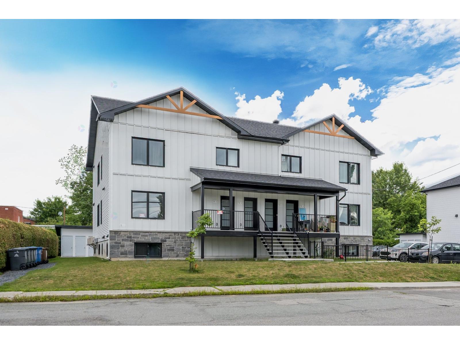 112 Rue St-Jacques — photo 1