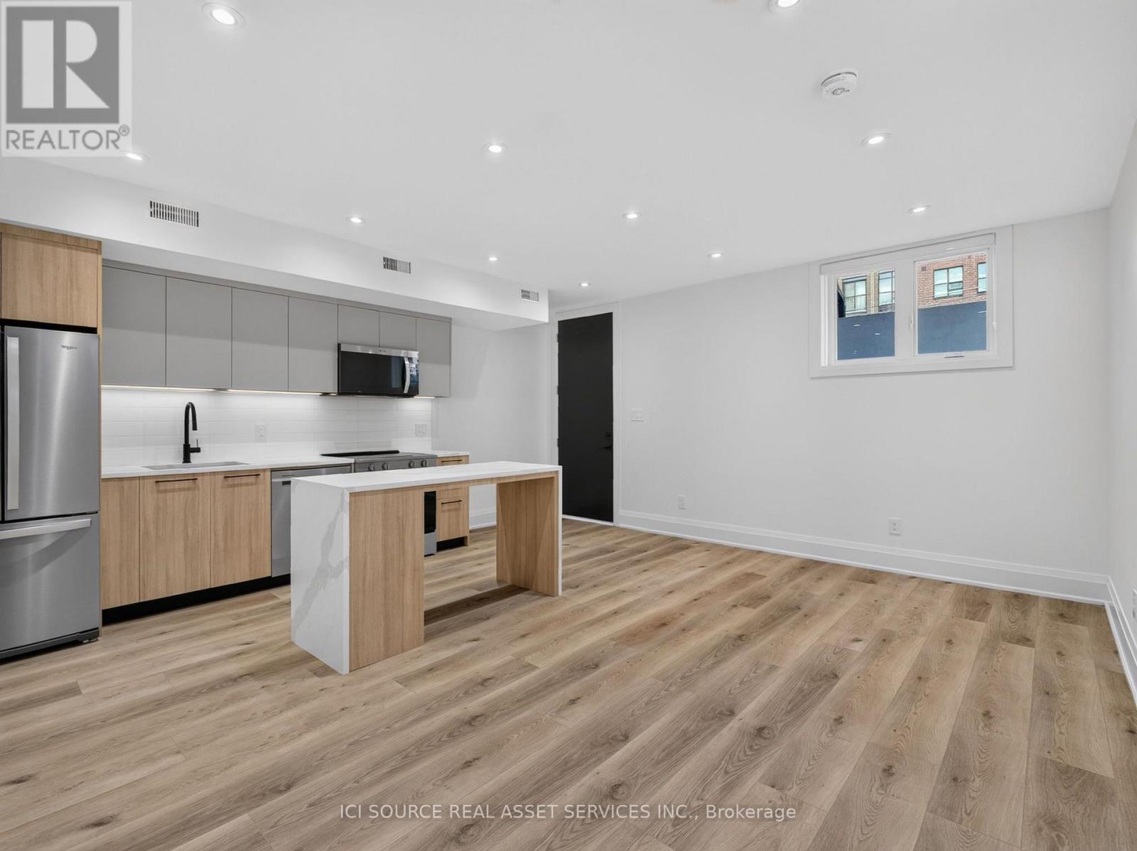 UNIT 5 - 28 NORCROSS ROAD