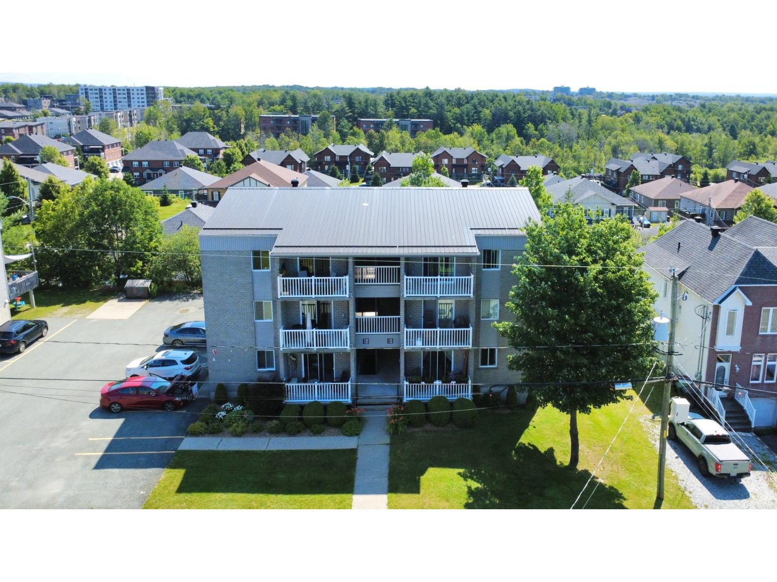 1120-1130 Rue Sylvio-Lacharité — photo 1