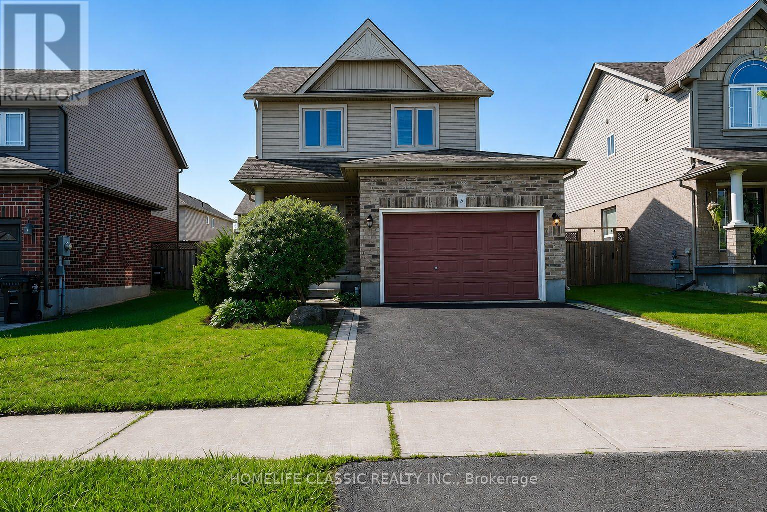 5 IRWIN CRESCENT