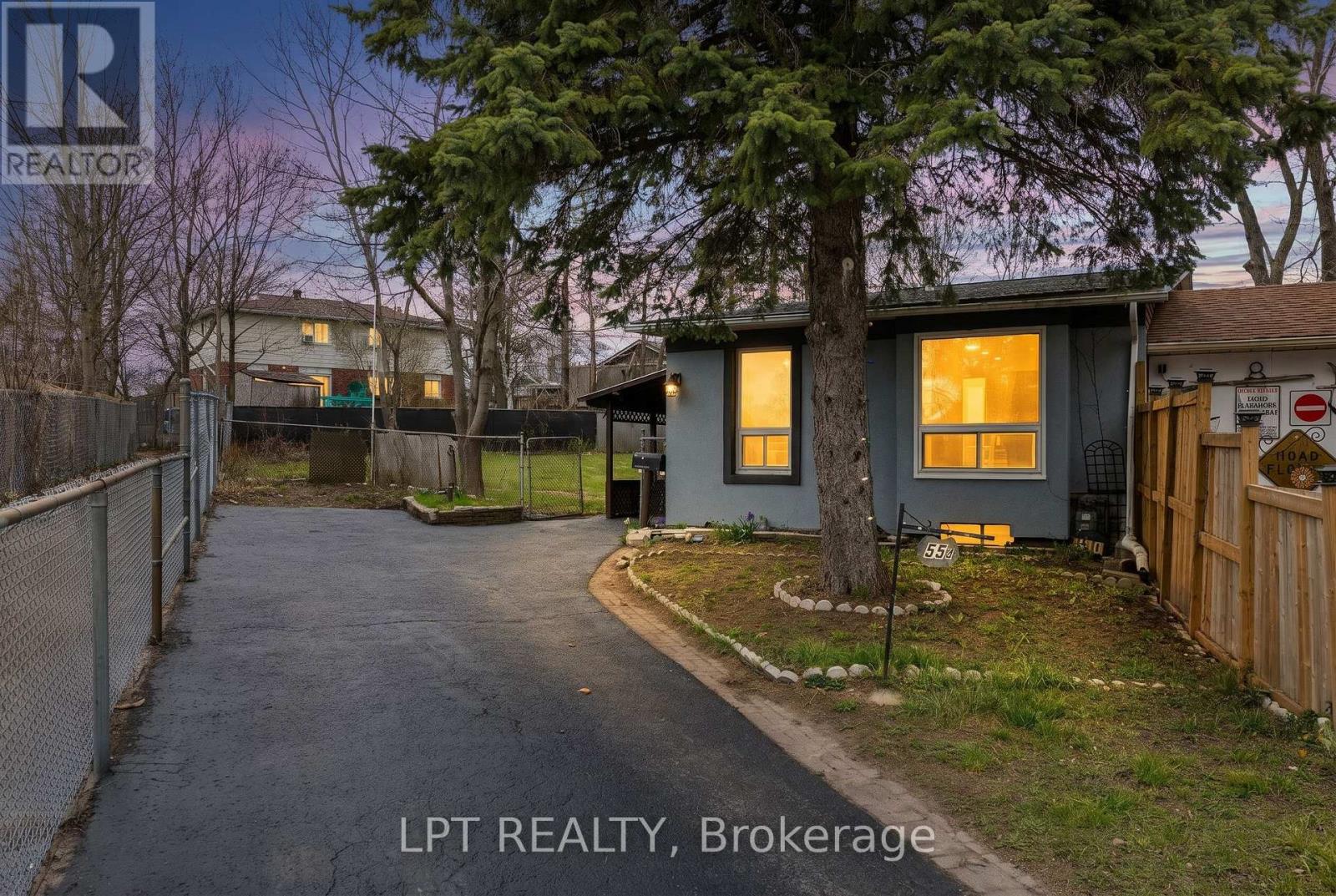 55H CHAUCER CRESCENT