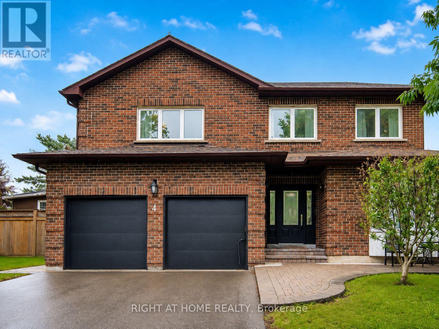 4 SIMMONS CRESCENT