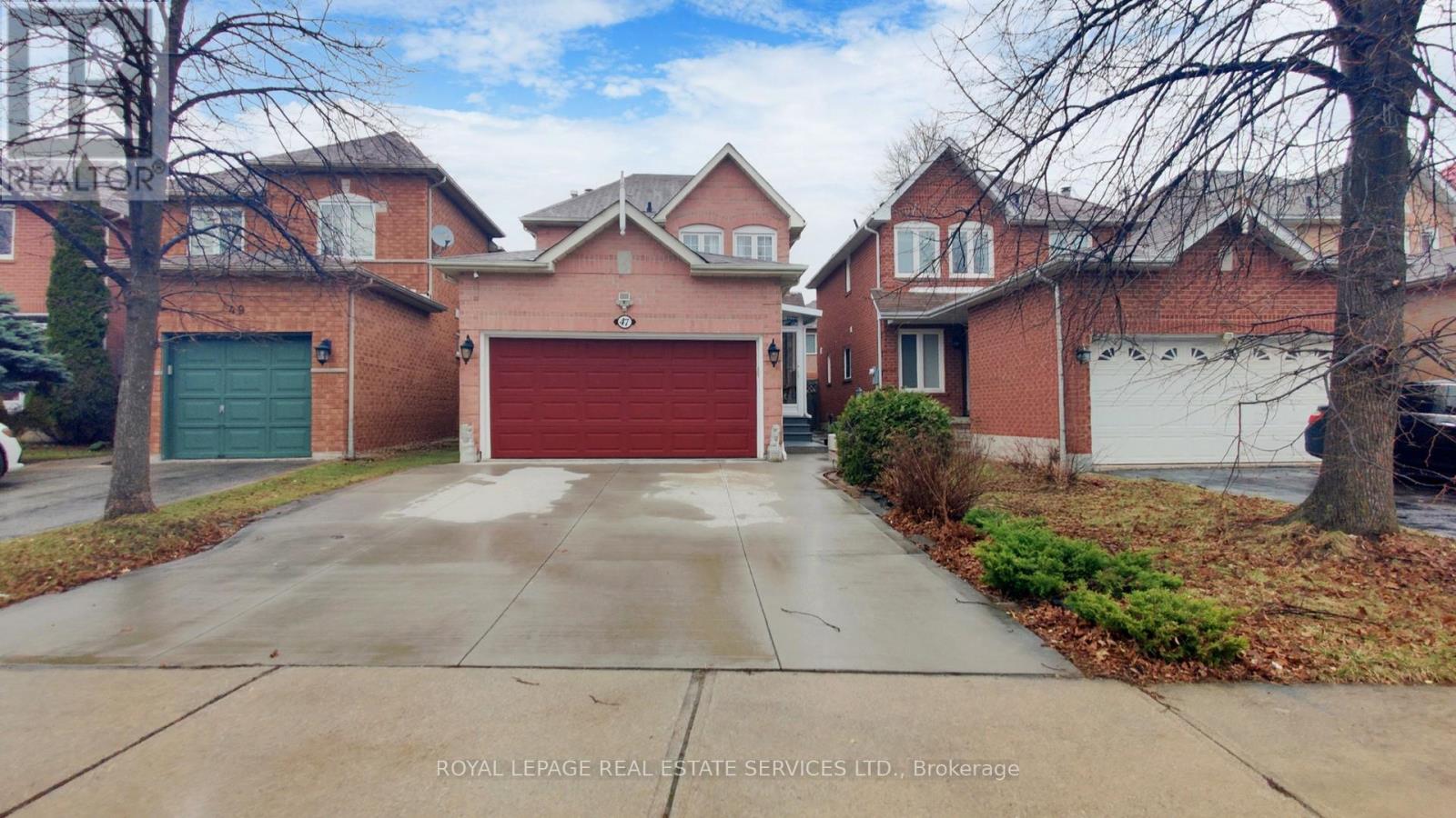 47 HOOD CRESCENT
