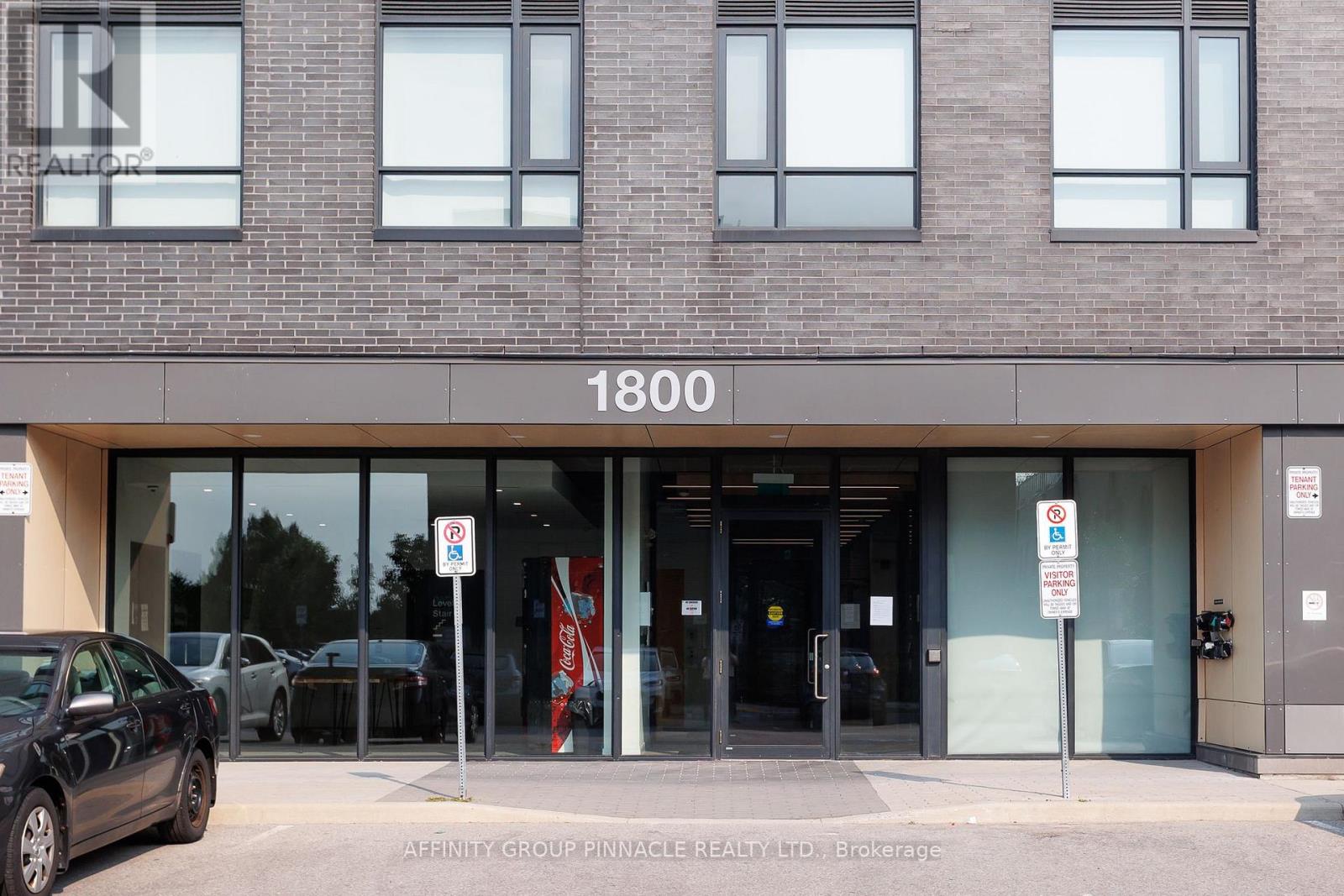 220 - 1800 SIMCOE STREET N