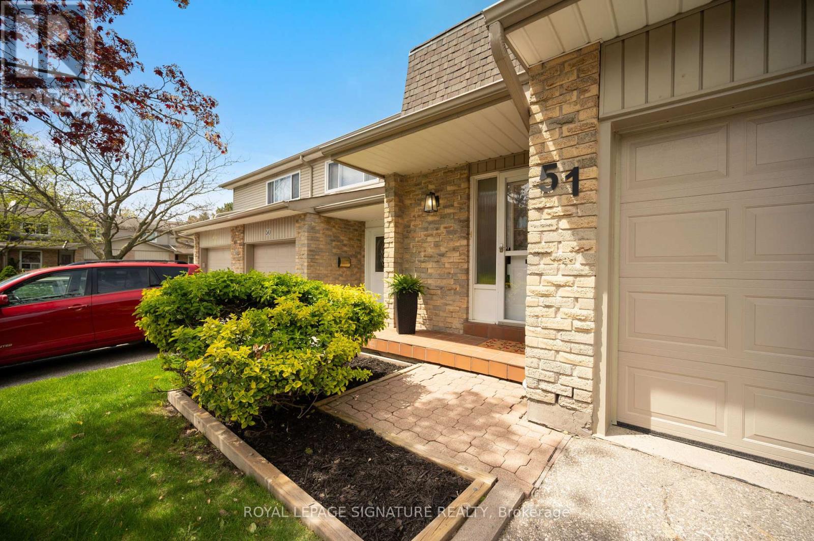 51 - 5536 MONTEVIDEO ROAD