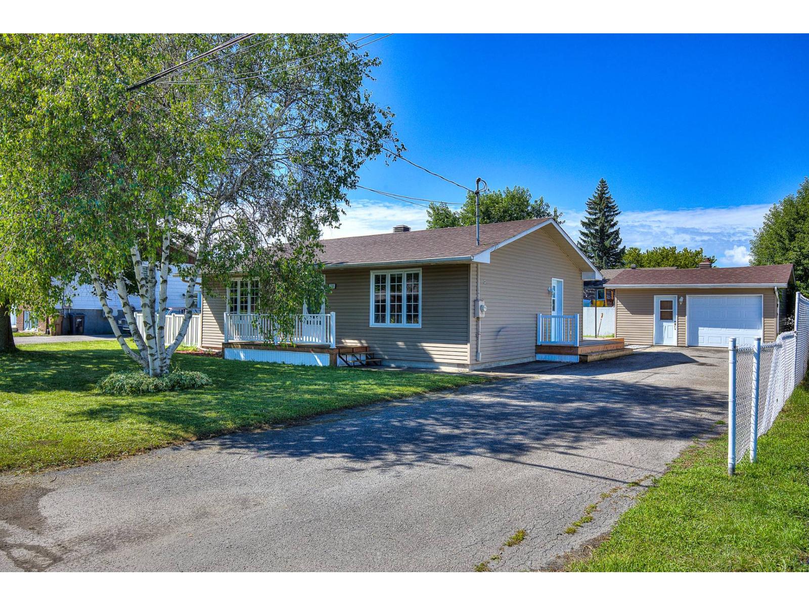 28 5e Avenue — photo 1