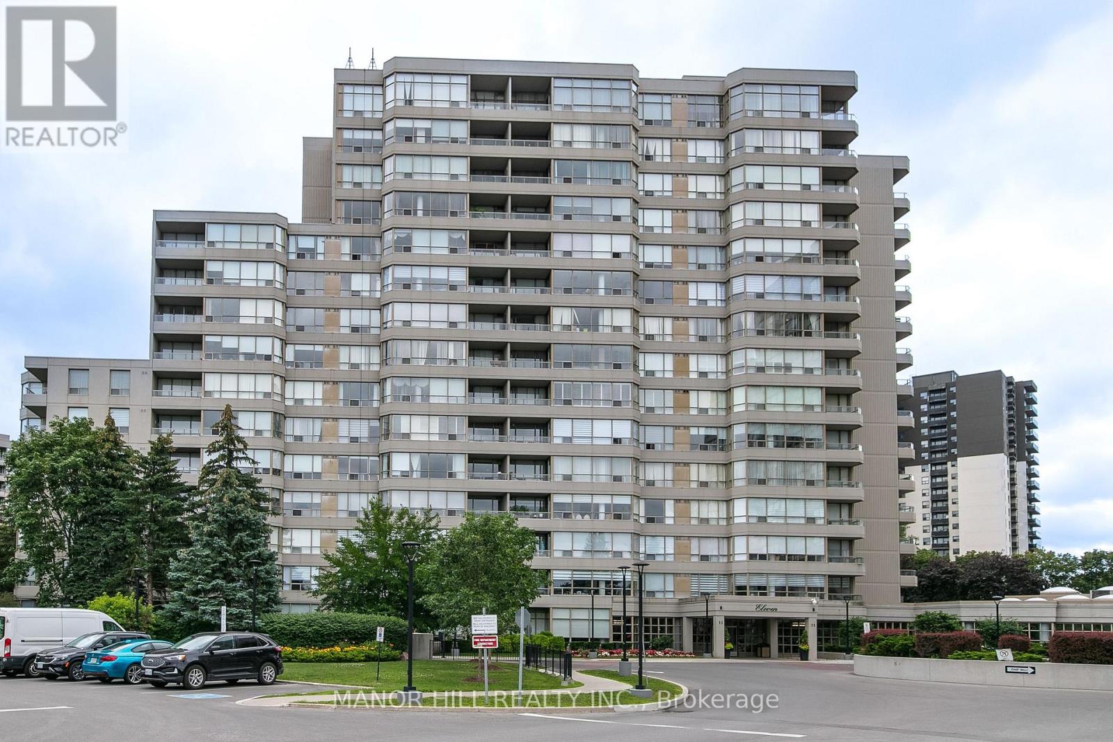 814 - 11 TOWNSGATE DRIVE