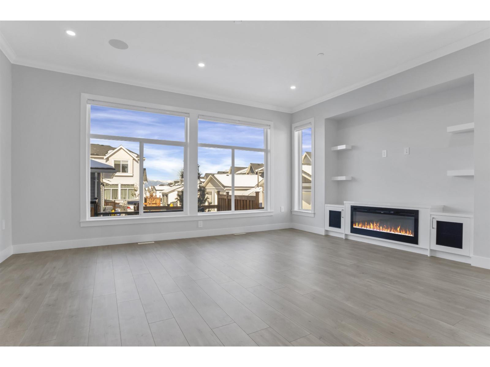 19685 74 Avenue: photo 8