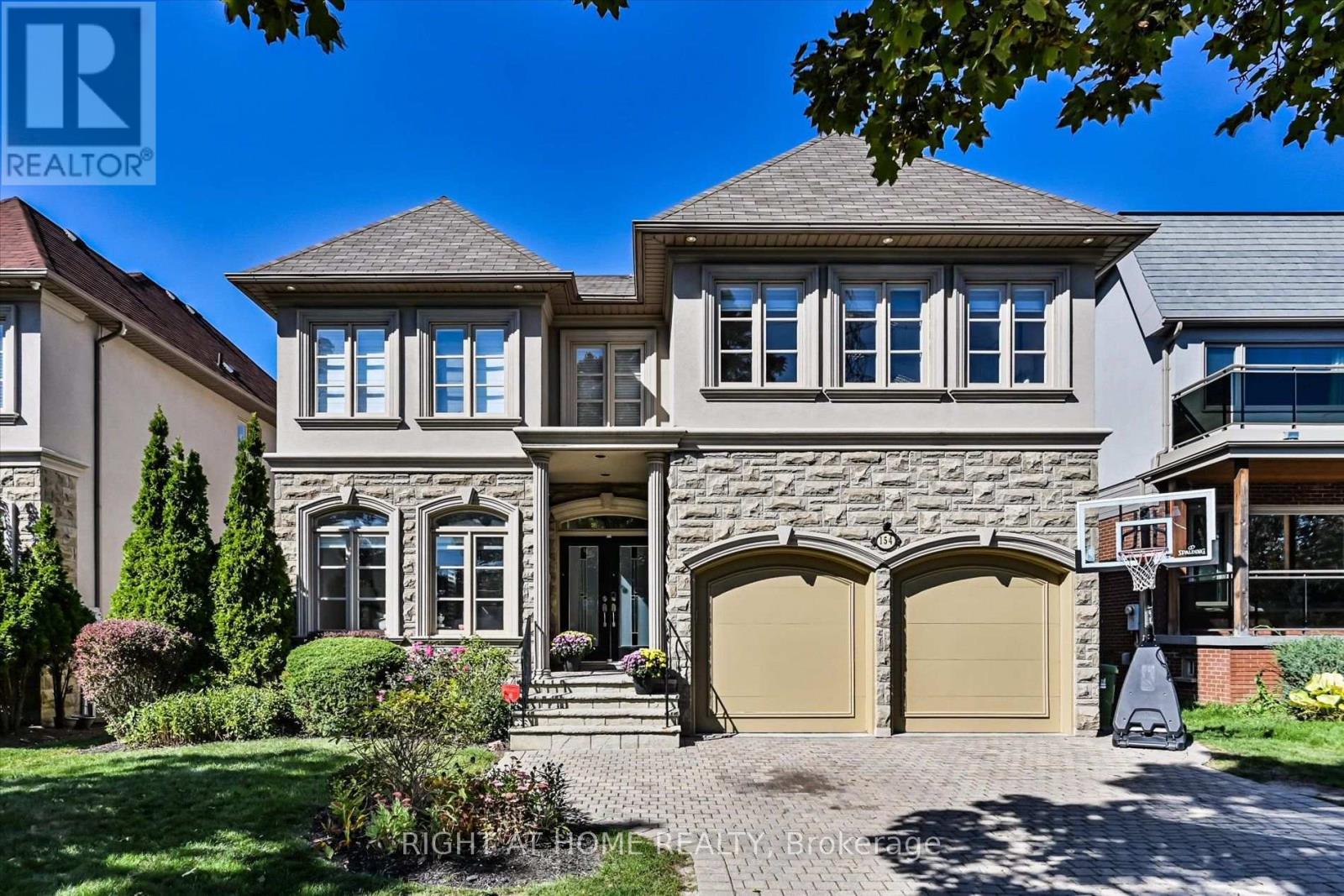 154 CHARLTON BOULEVARD