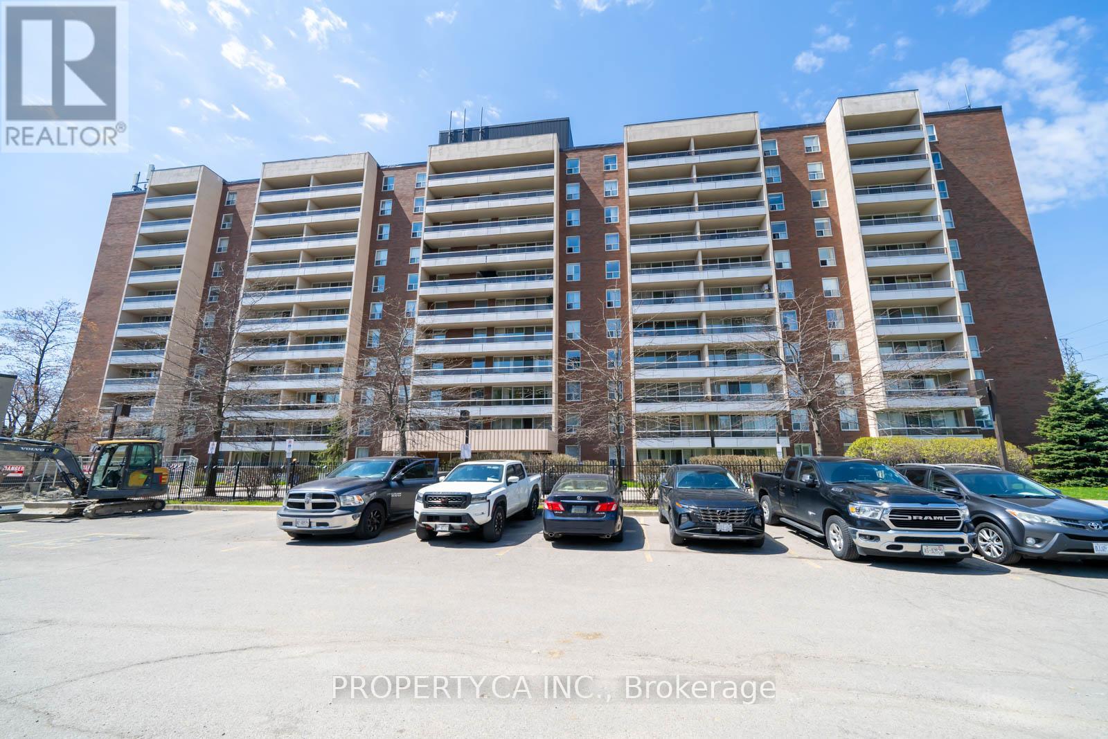 901 - 31 FOUR WINDS DRIVE W
