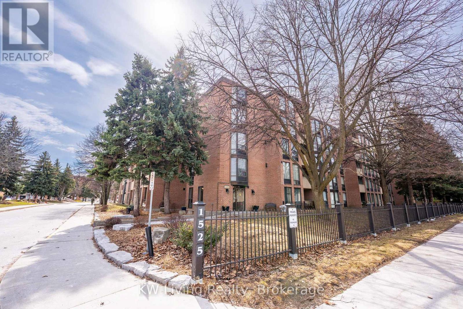 402 - 1525 DIEFENBAKER COURT