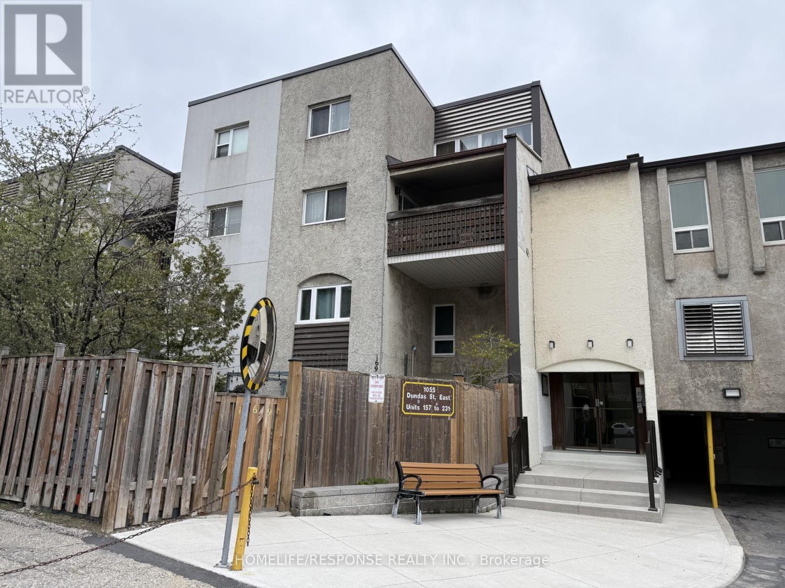 158 - 1055 DUNDAS STREET E