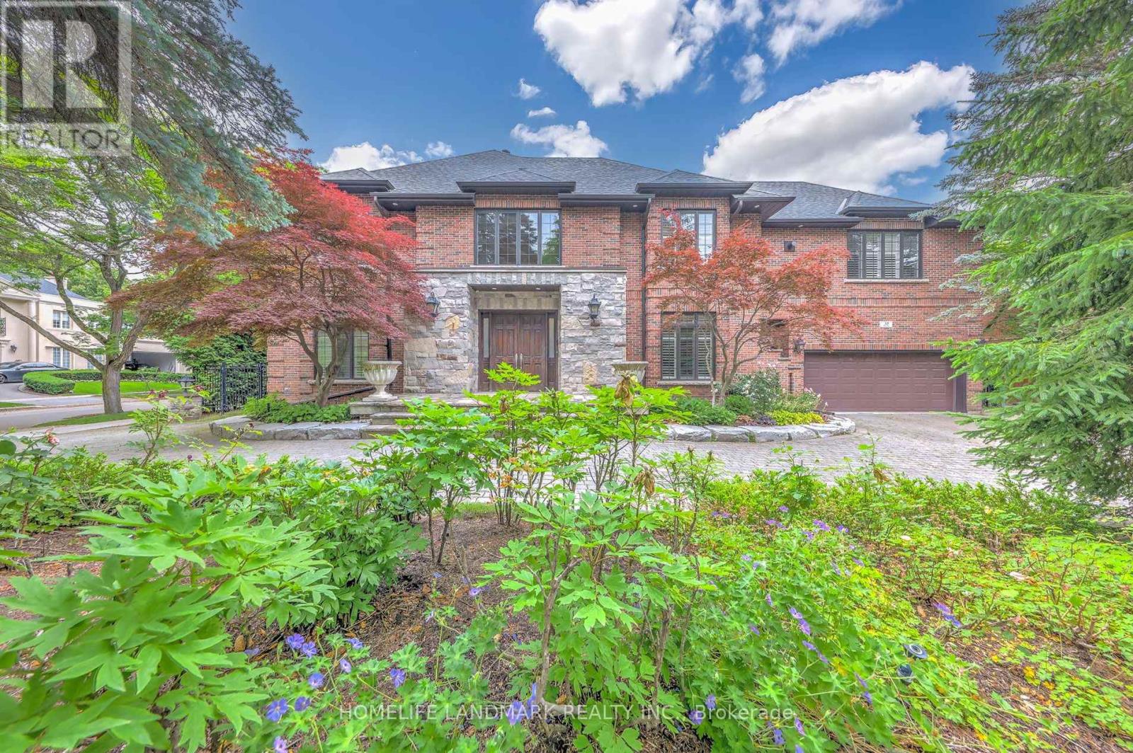 38 MISTY CRESCENT