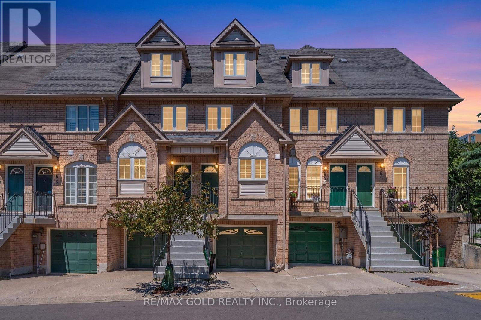 53 - 80 STRATHAVEN DRIVE
