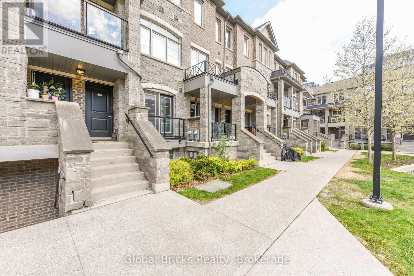 157 - 200 VETERANS DRIVE