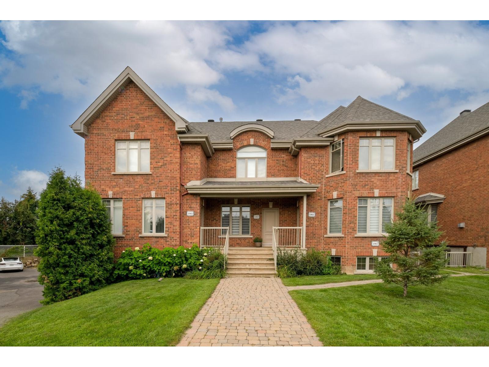 For sale: 1965 Rue Rossignol, Brossard, Quebec J4X2E1 - 12930779