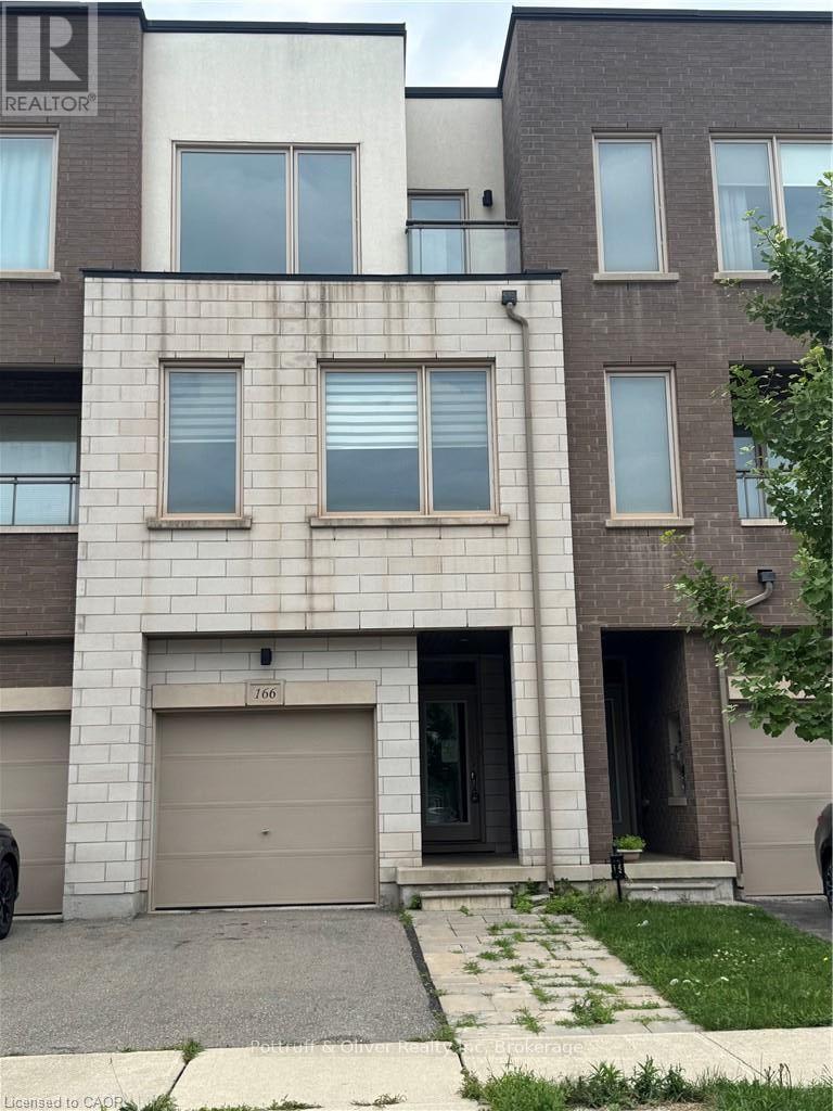 166 SQUIRE CRESCENT