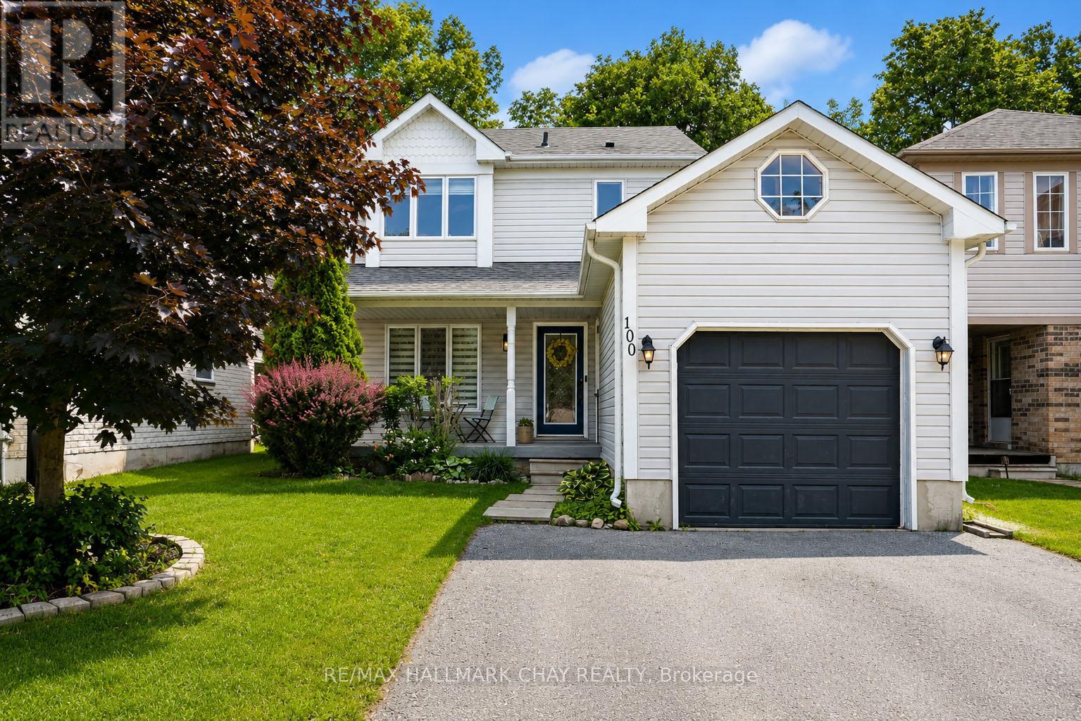 100 COPEMAN CRESCENT