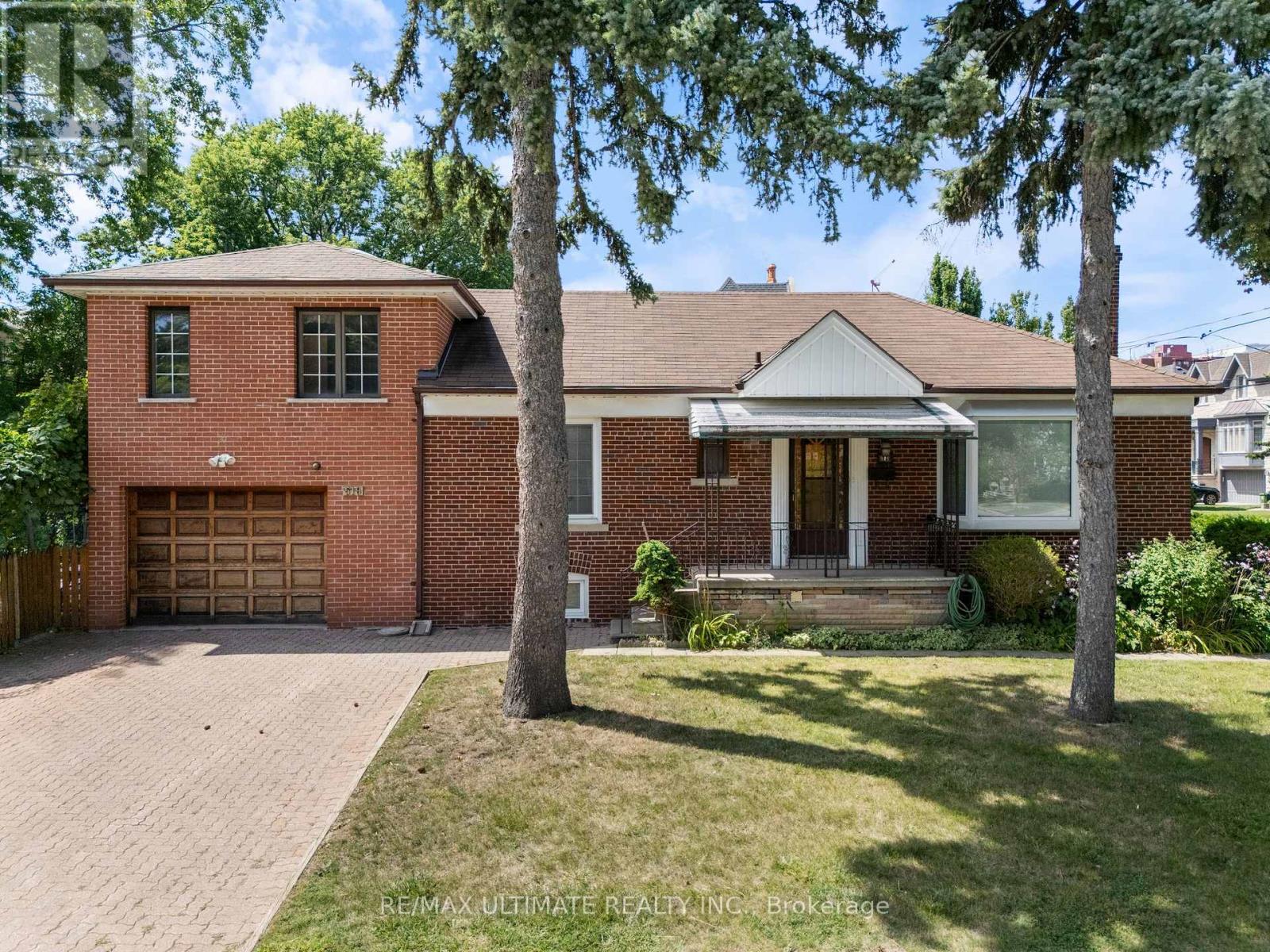 519 DOUGLAS AVENUE