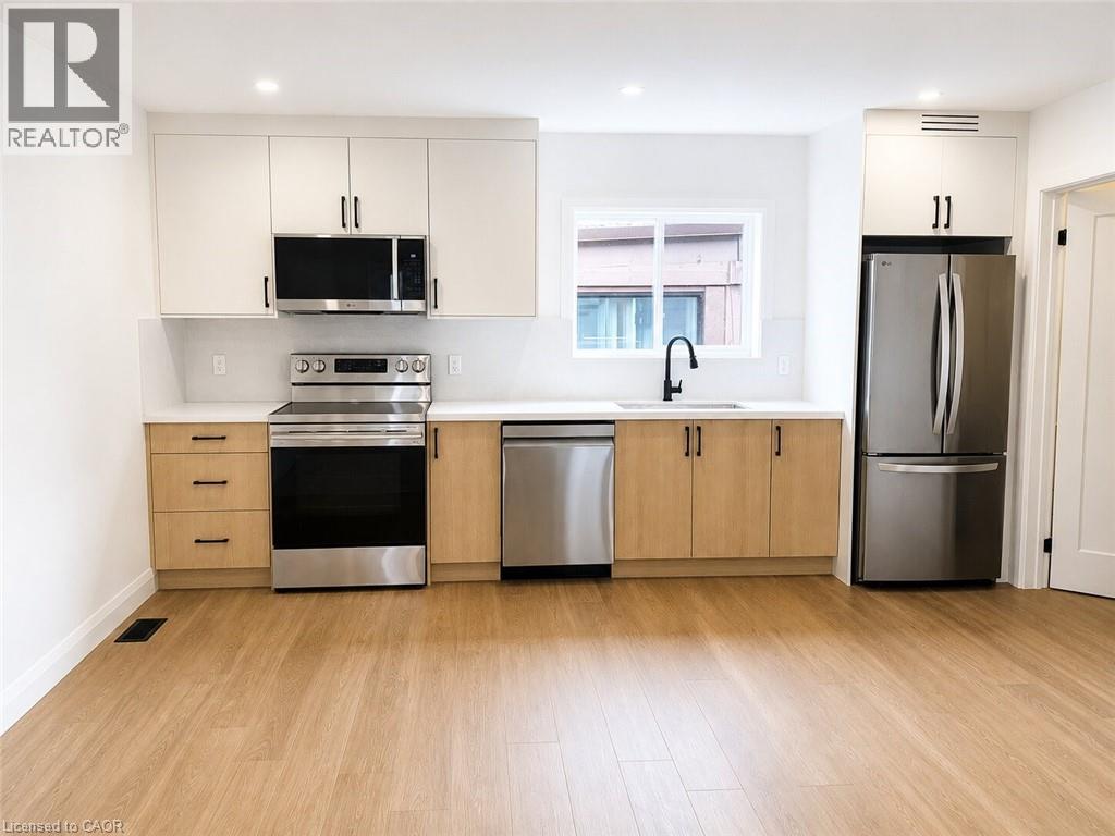 17 WHITE Avenue Unit# 1 GS