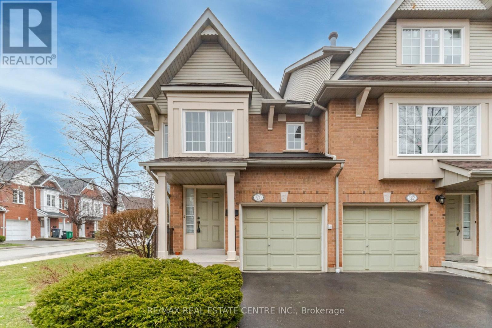 45 - 1591 SOUTH PARADE COURT