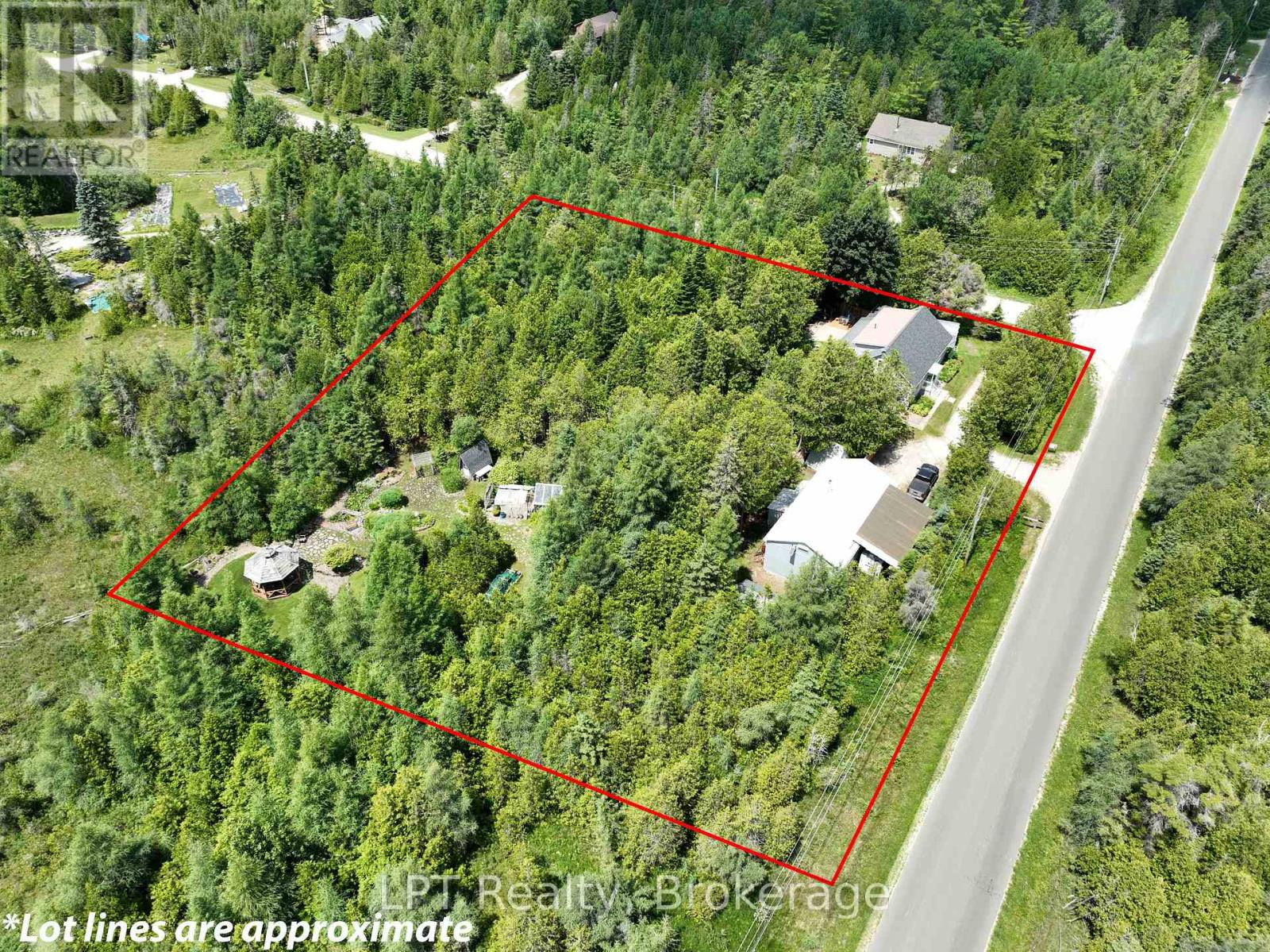 668 Pike Bay Road, photo 3