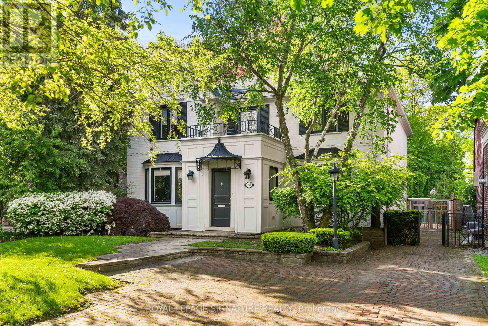 230 STRATHALLAN WOOD