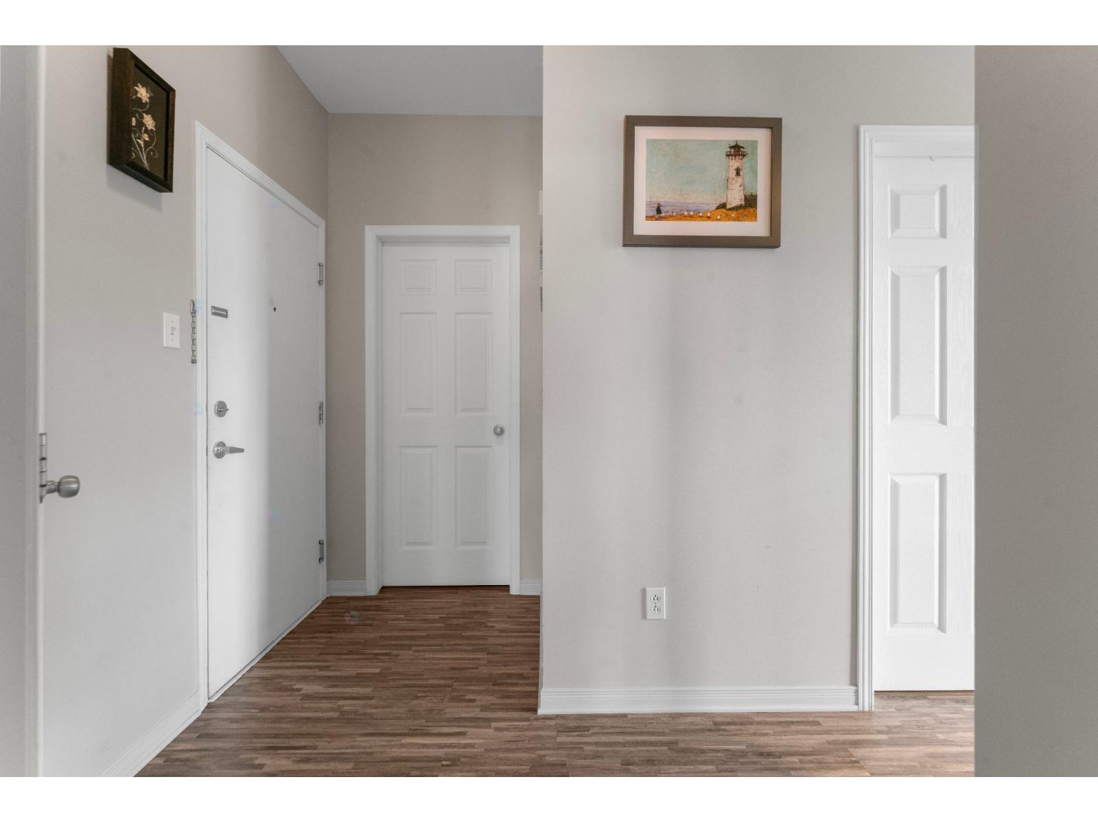 120 Av. du Golf, #201 — photo 2