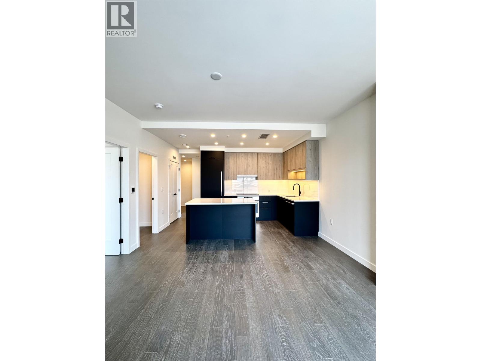 For Sale 211 8398 OAK STREET Vancouver British Columbia V6P0L9 for-sale-211-8398-oak-street-vancouver-british-columbia-v6p0l9
