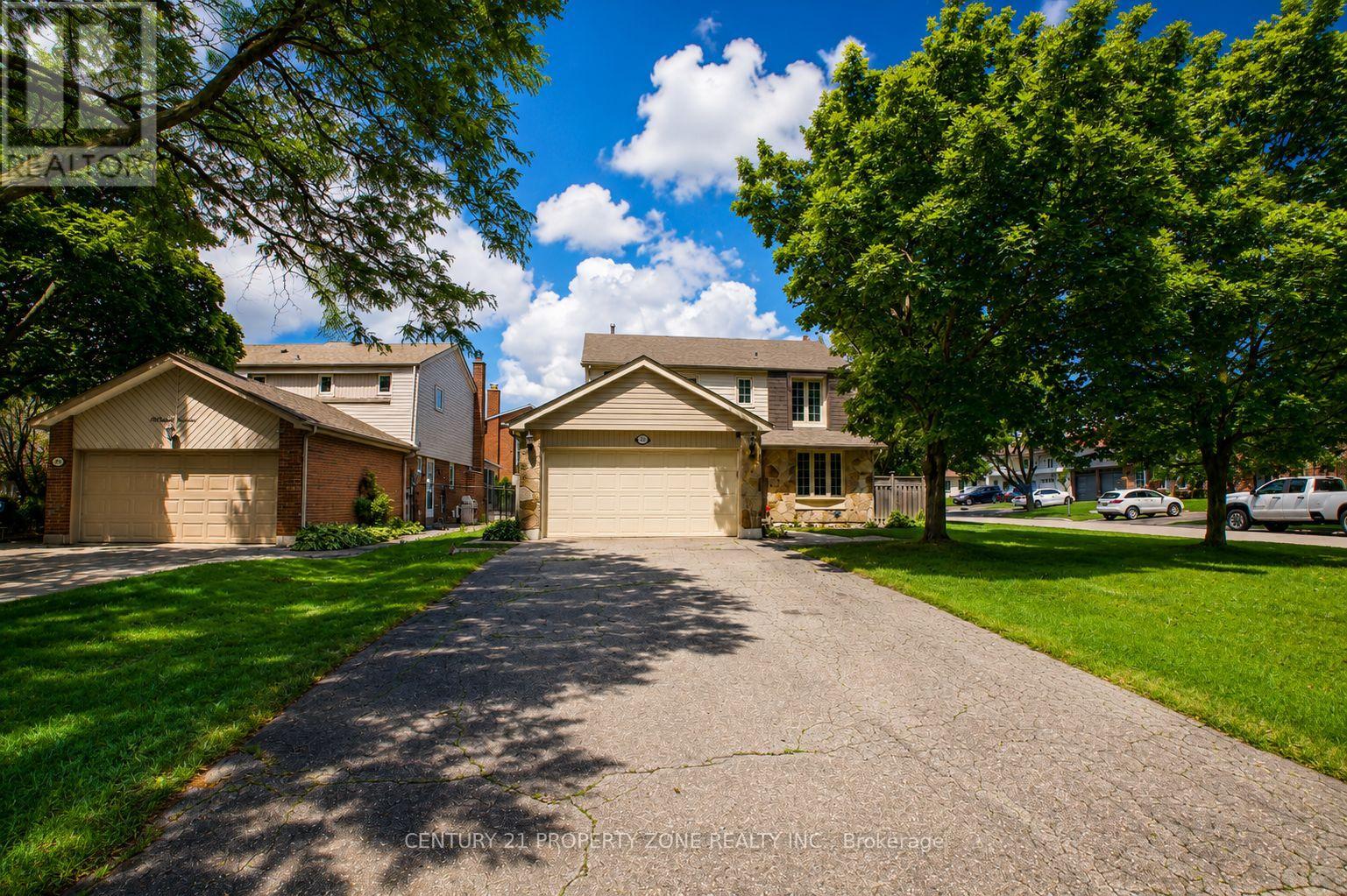 27 MADRID CRESCENT N
