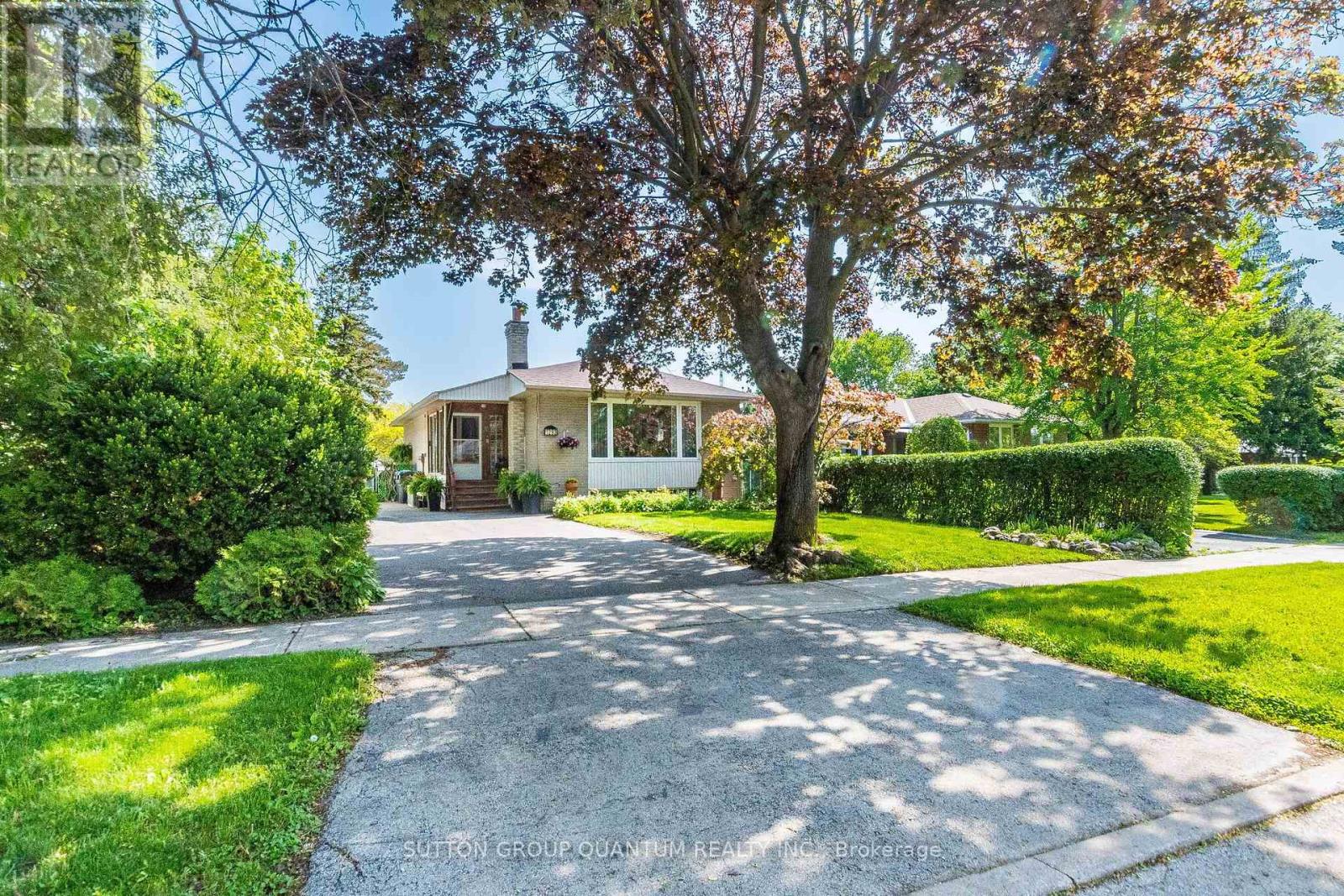 1293 DAIMLER ROAD
