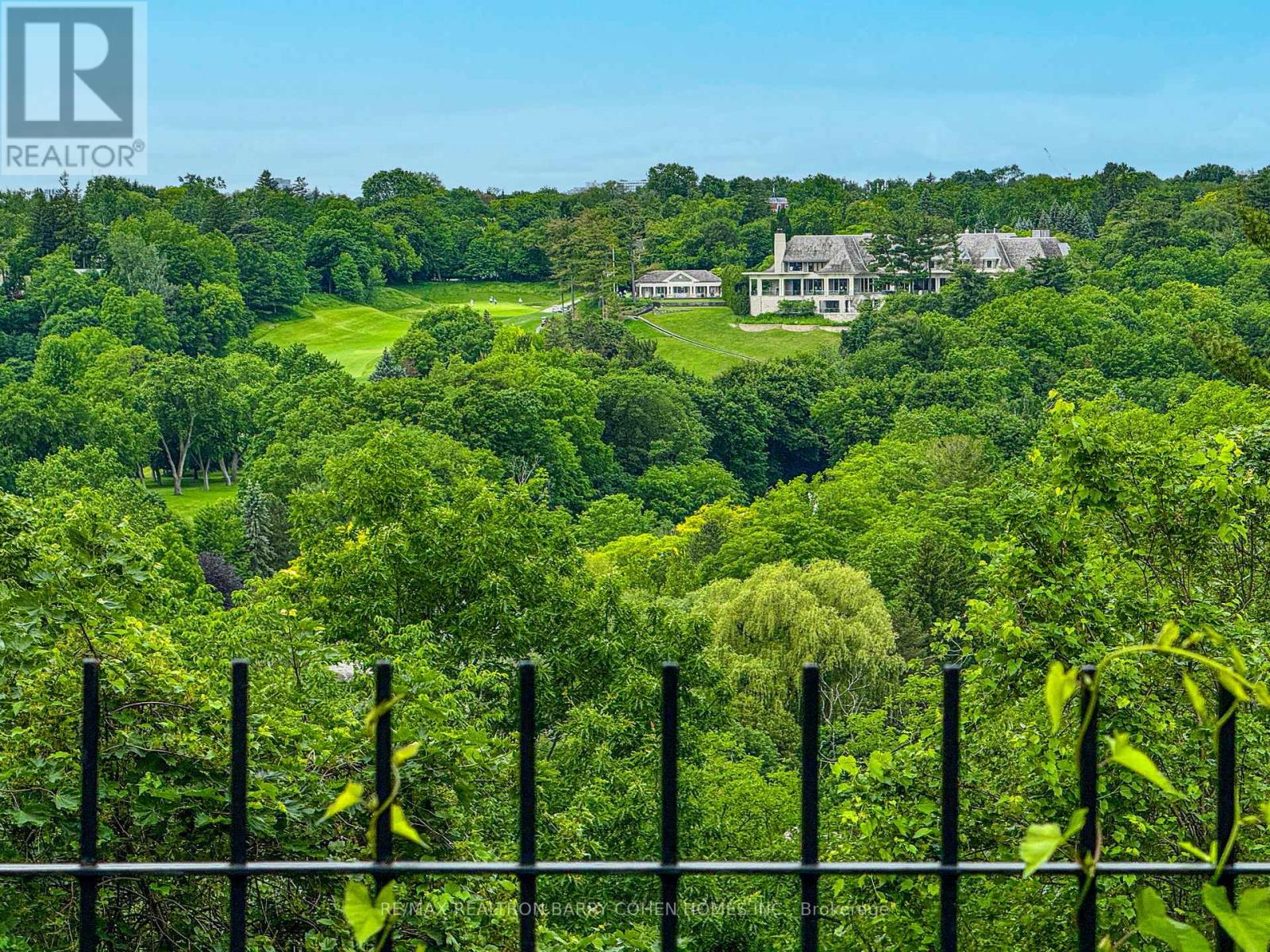 35 BAYVIEW RIDGE