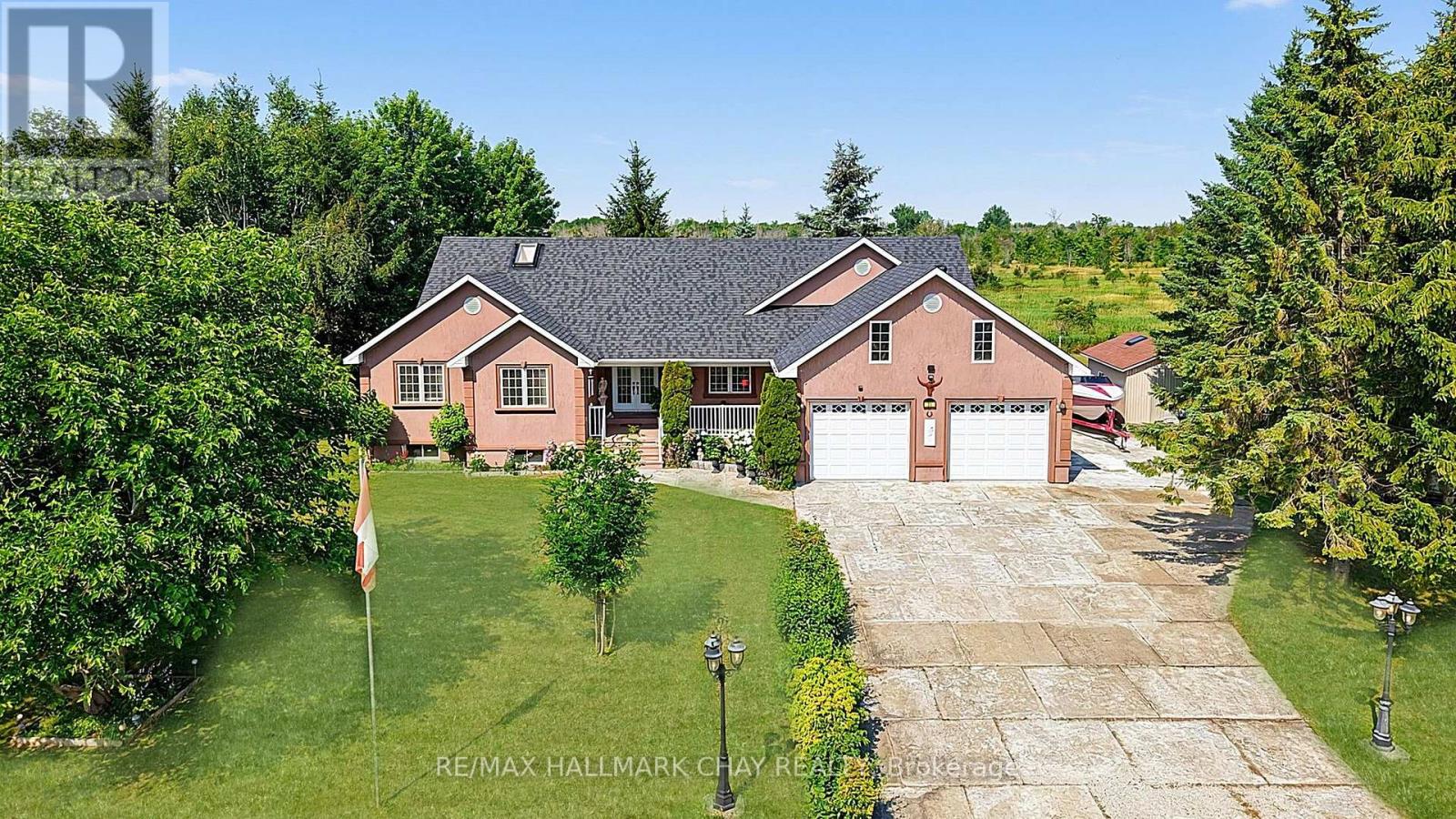31 HILLSIDE DRIVE