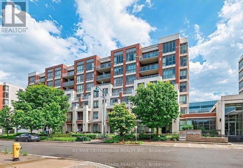 505 - 21 UPPER DUKE CRESCENT