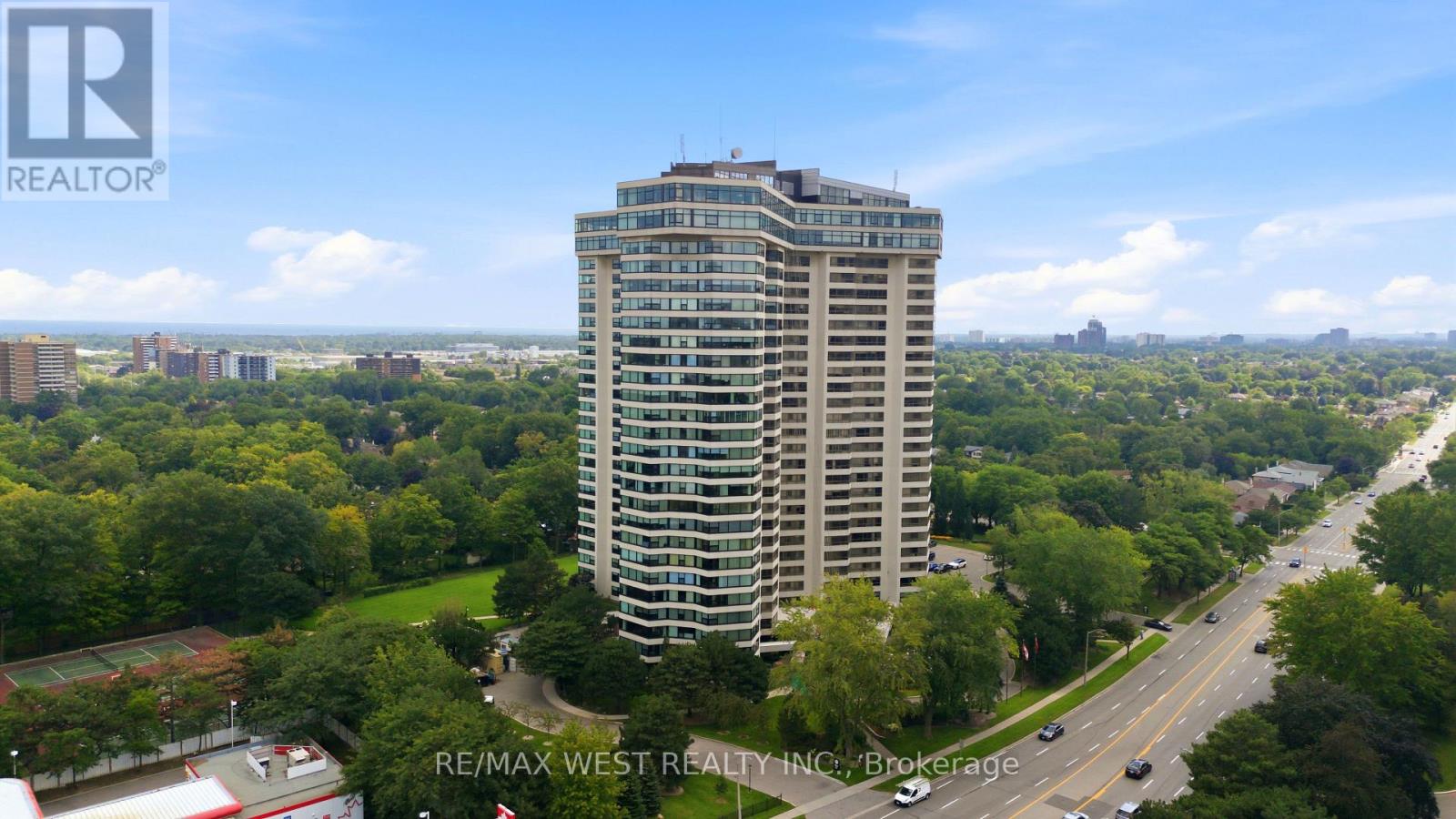 504 - 1300 BLOOR STREET