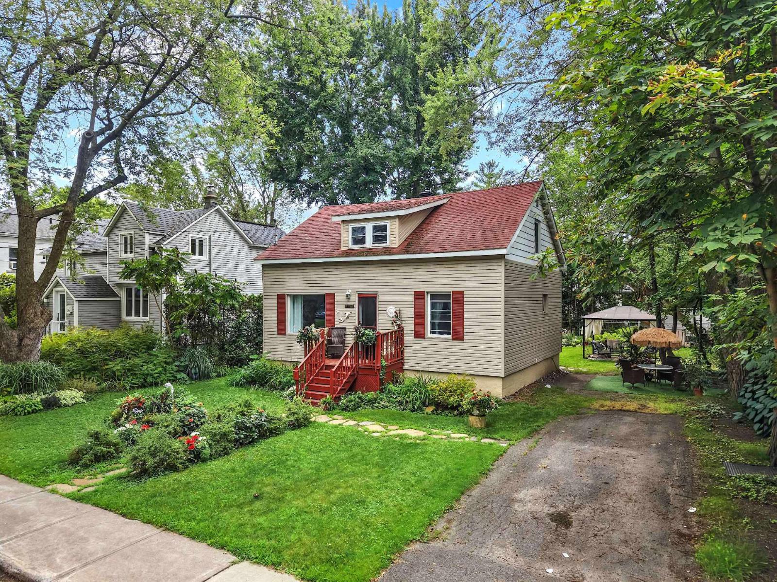 770 Rue Guilbault