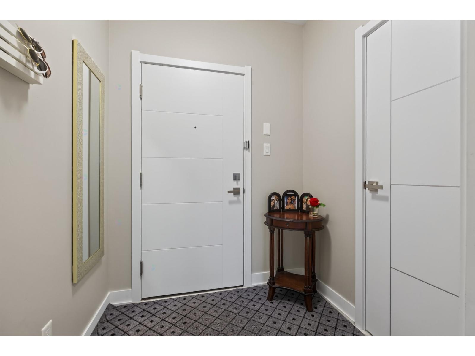 5840 Rue Jarry E., #209 — photo 3