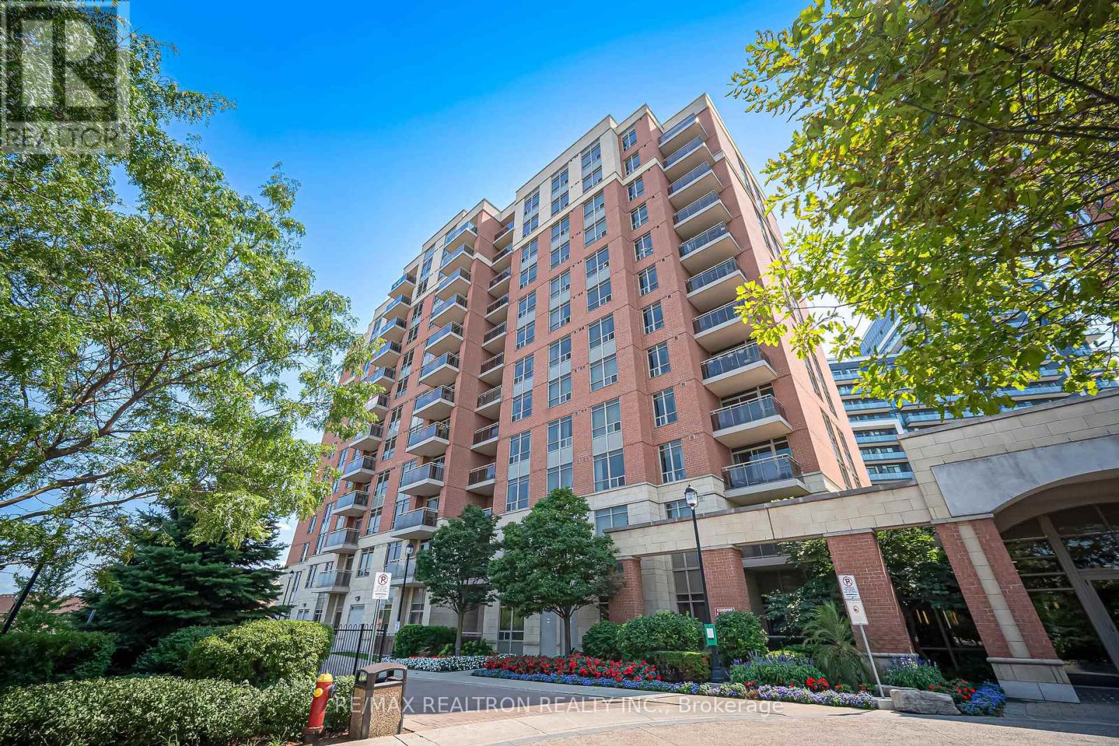 LPH01 - 73 KING WILLIAM CRESCENT