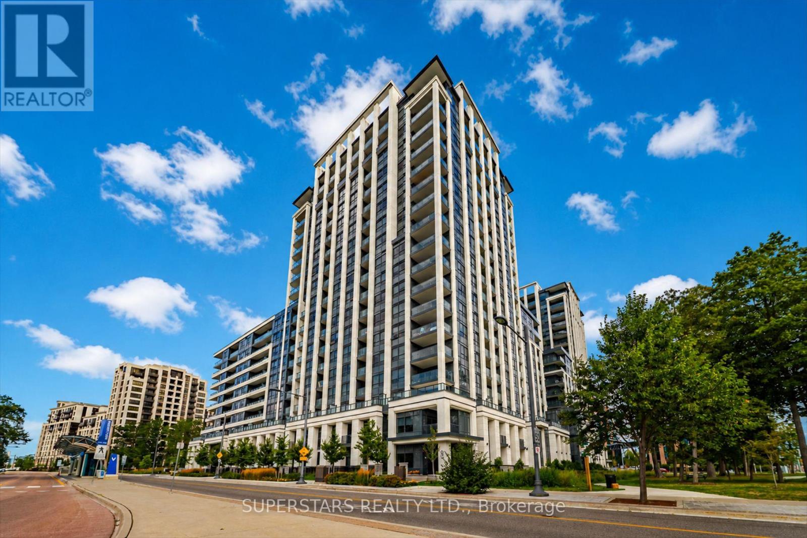 1605 - 8 CEDARLAND DRIVE
