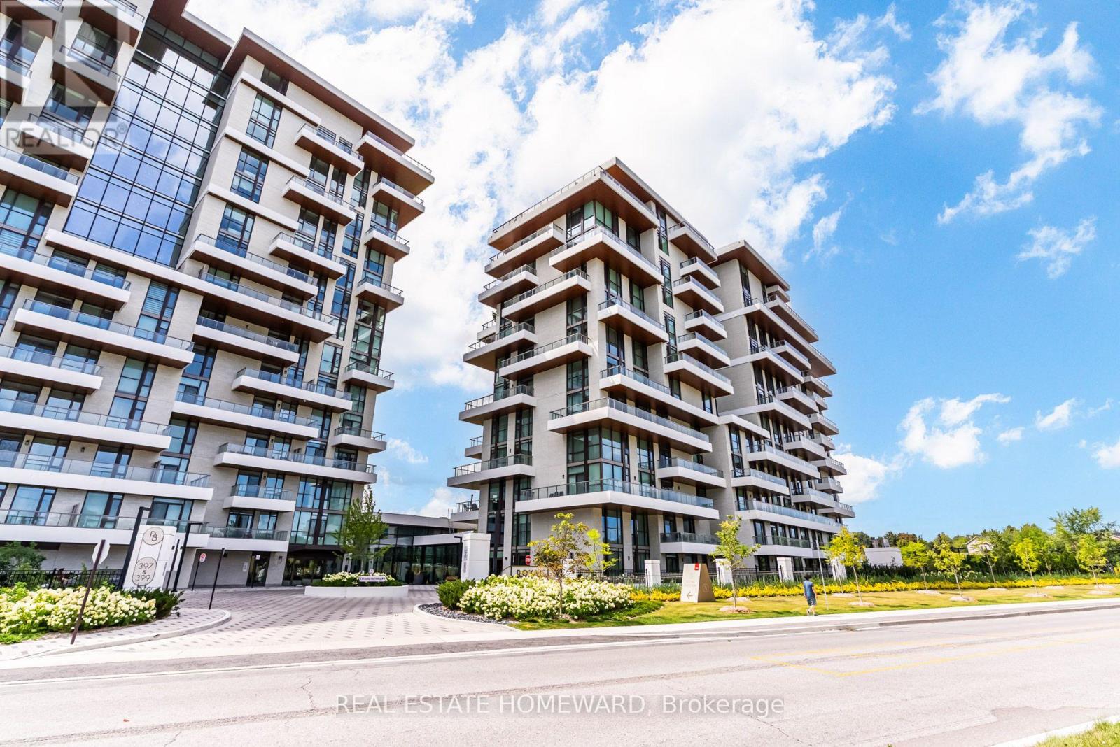 808 - 397 ROYAL ORCHARD BOULEVARD E