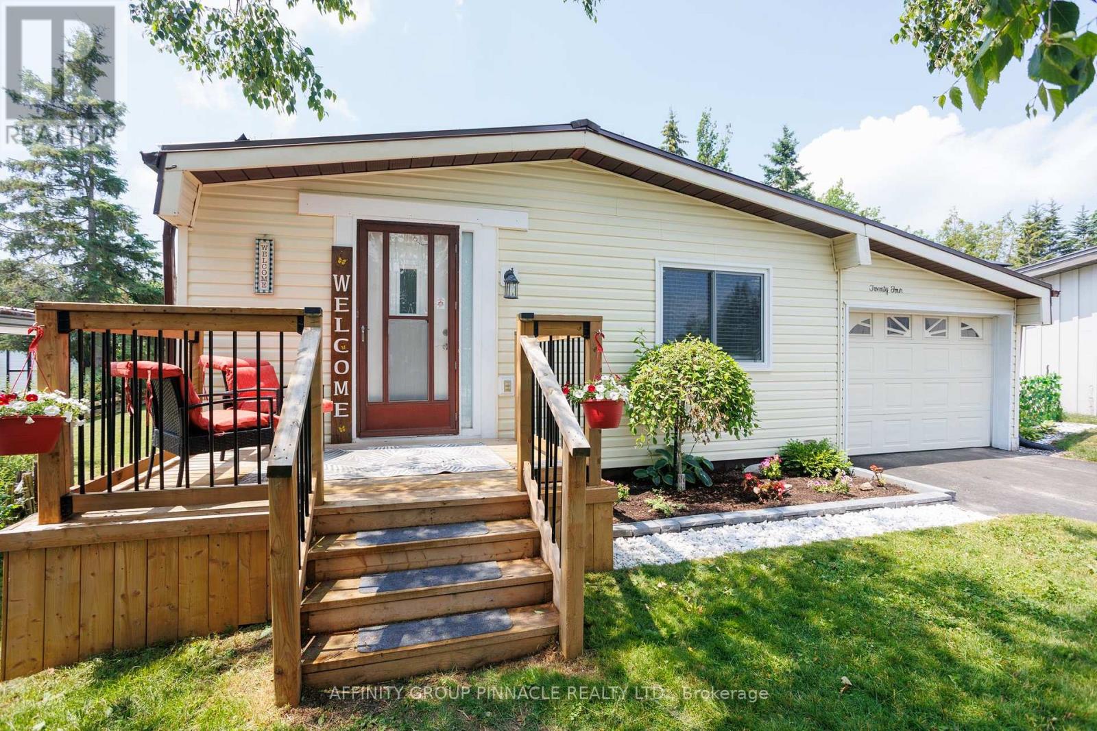 24 CIRCLE DRIVE