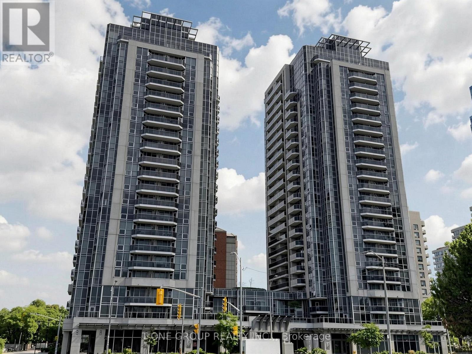 2305 - 5793 YONGE STREET