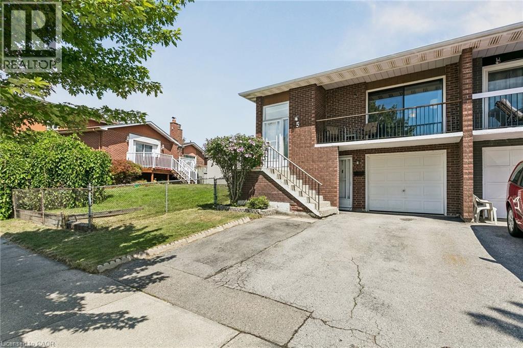 5 HOCKLEY Path