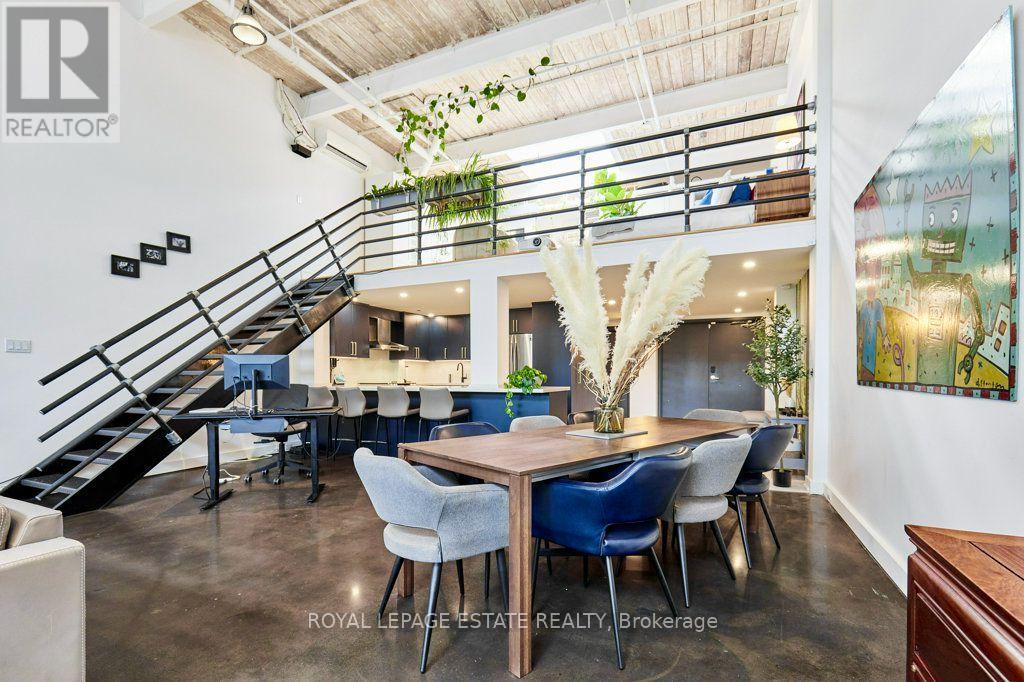 217 - 1173 DUNDAS STREET E